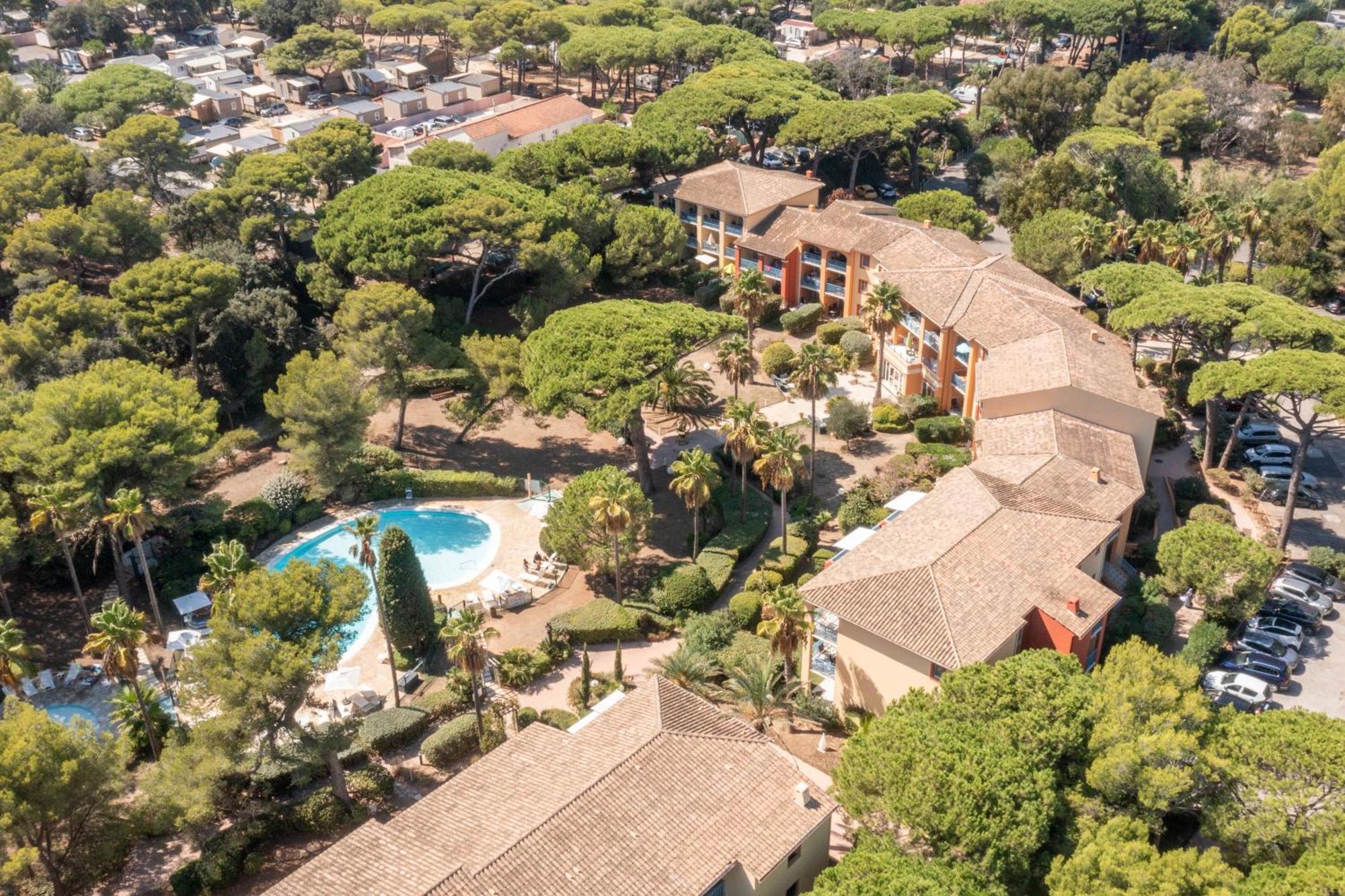 Residence Pierre & Vacances La Pinede Hyères Exteriör bild