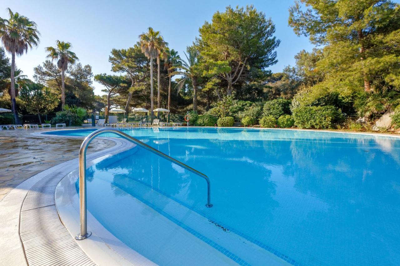 Residence Pierre & Vacances La Pinede Hyères Exteriör bild