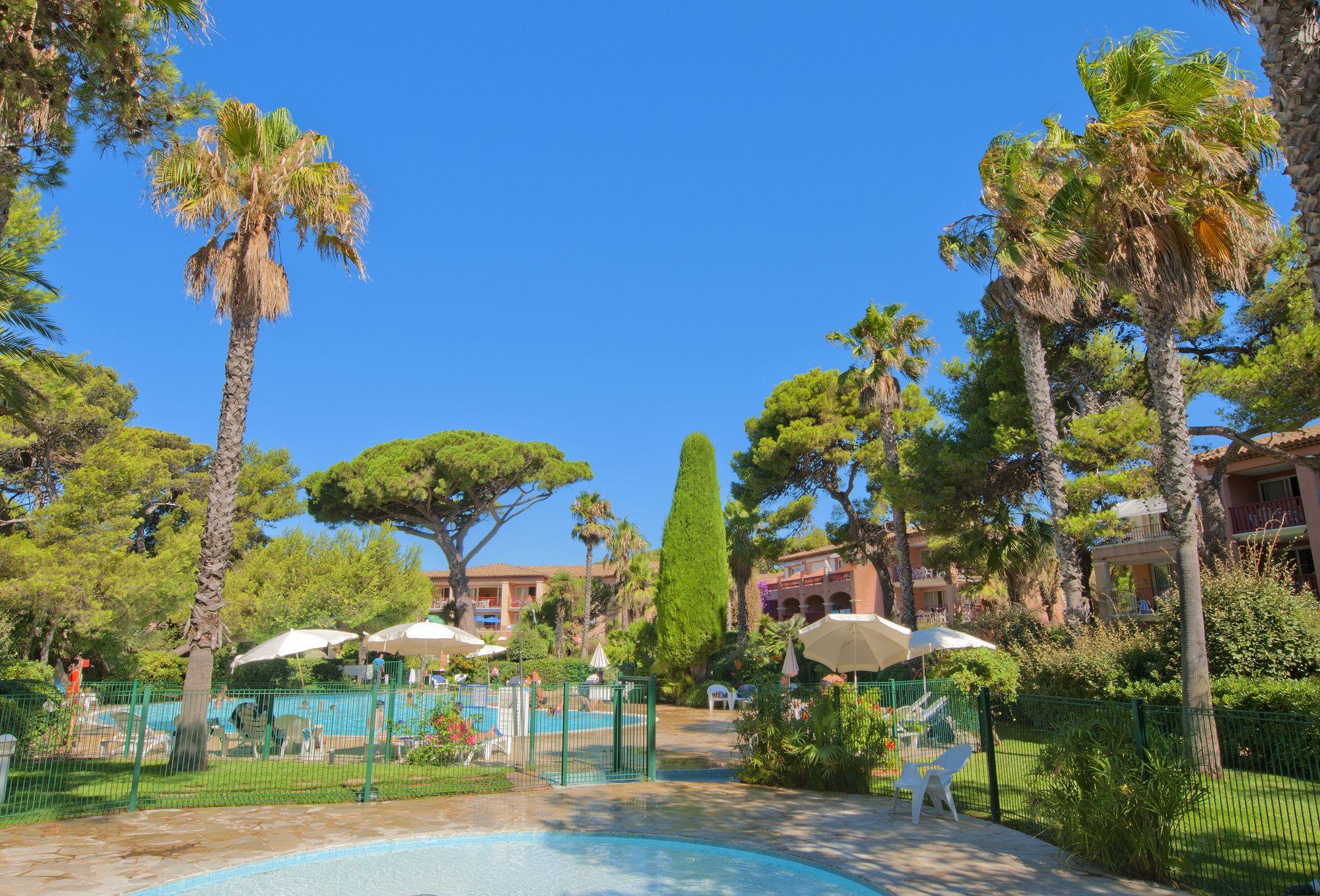 Residence Pierre & Vacances La Pinede Hyères Exteriör bild
